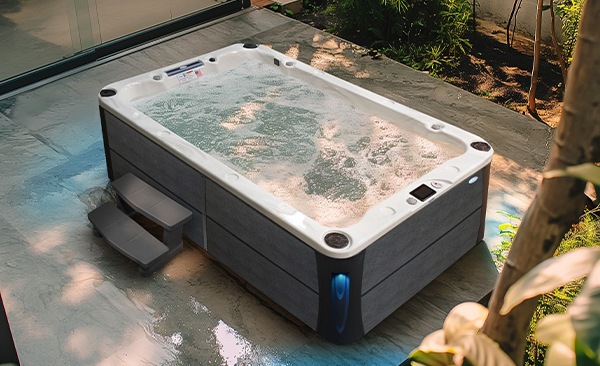 Deck Series Aberdeen hot tubs for sale